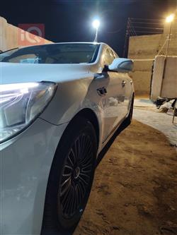 Kia Quoris